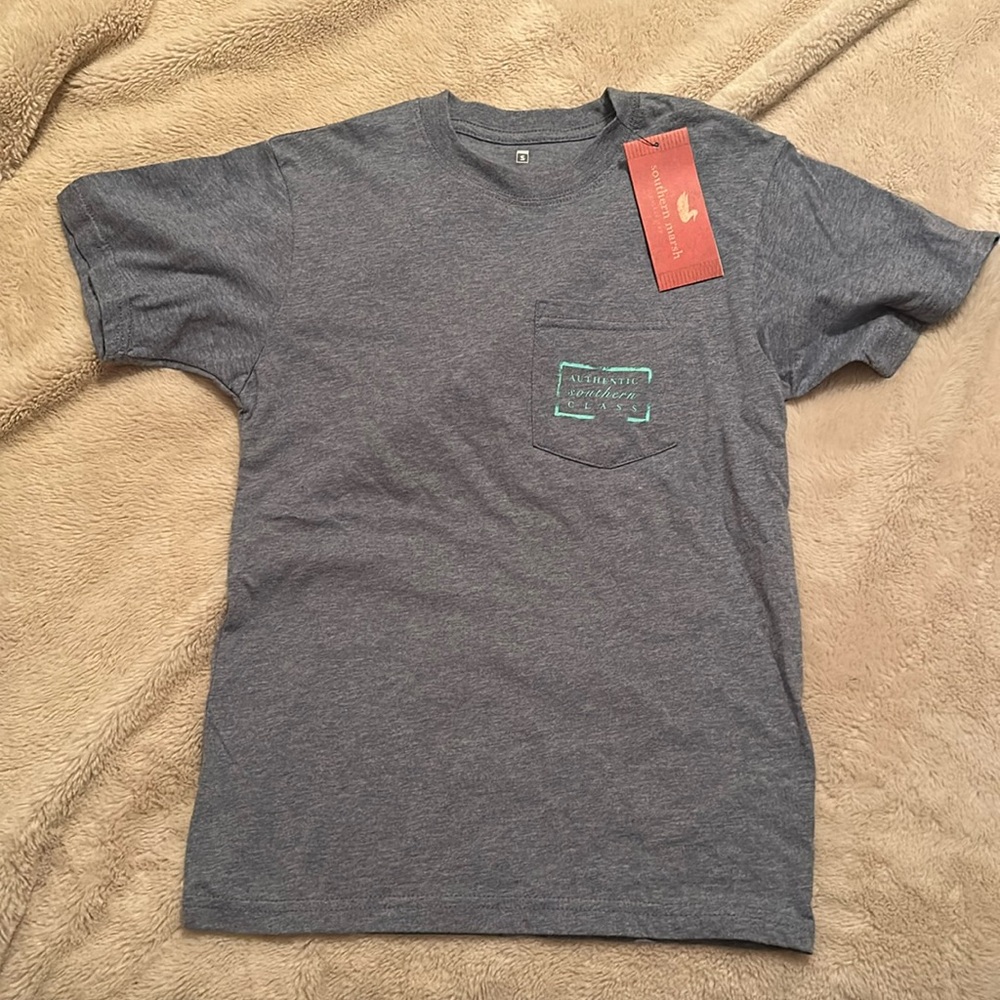 Weathered blue southern marsh tshirt. Youth size S